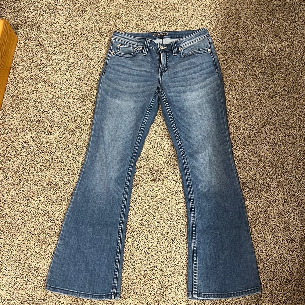Women’s Straight Leg jeans